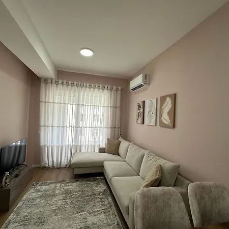Rebus Tirana
