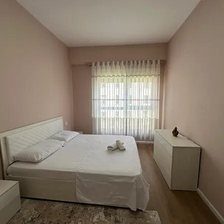 Rebus Tirana